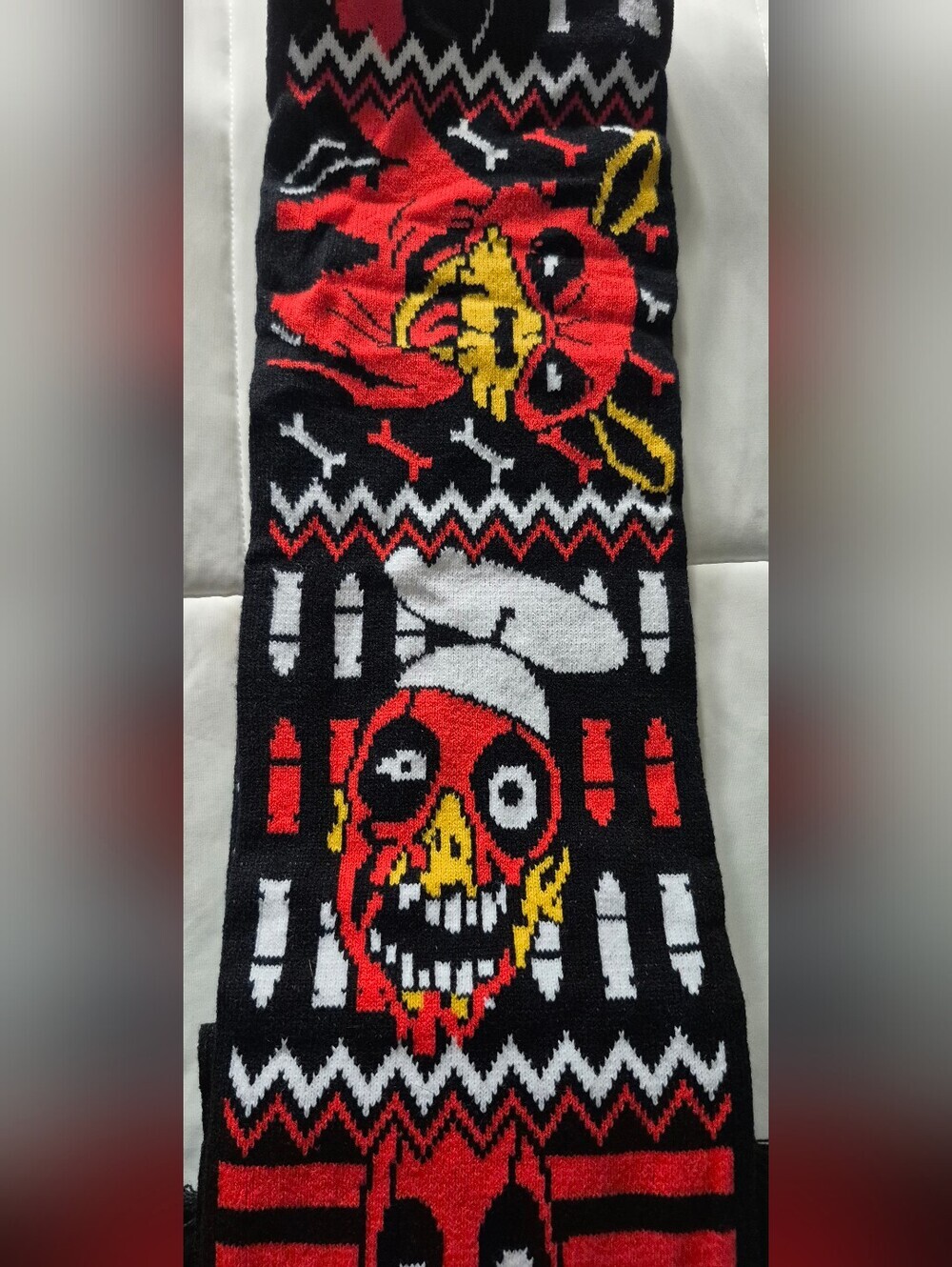 Deadpool Novelty Knit Scarf - Red, Black, Yellow, White - Picture 2 of 4